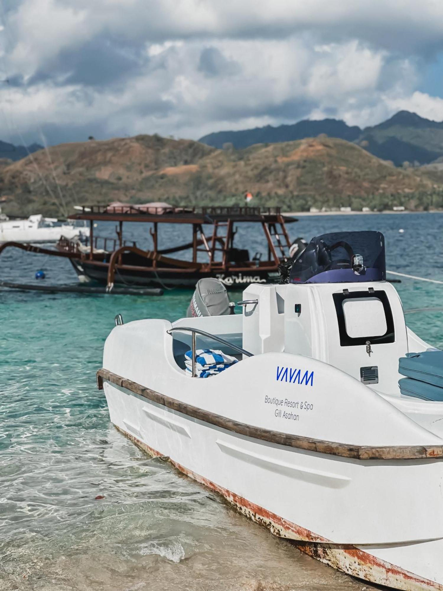 Matahari Villas Gili Asahan Bagian luar foto