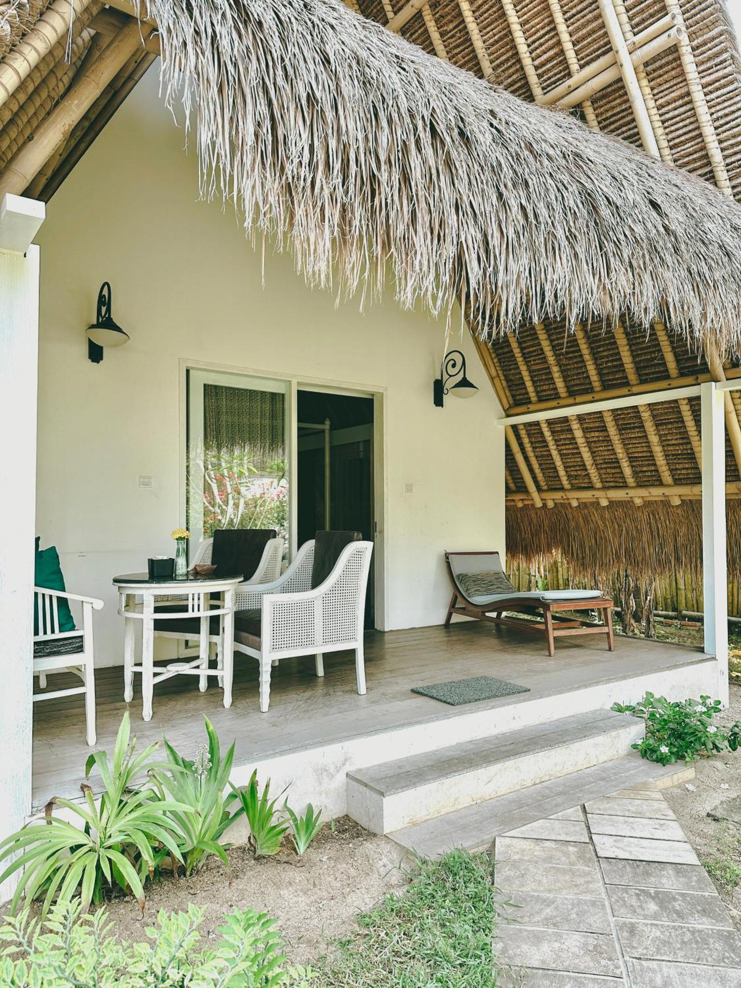 Matahari Villas Gili Asahan Bagian luar foto